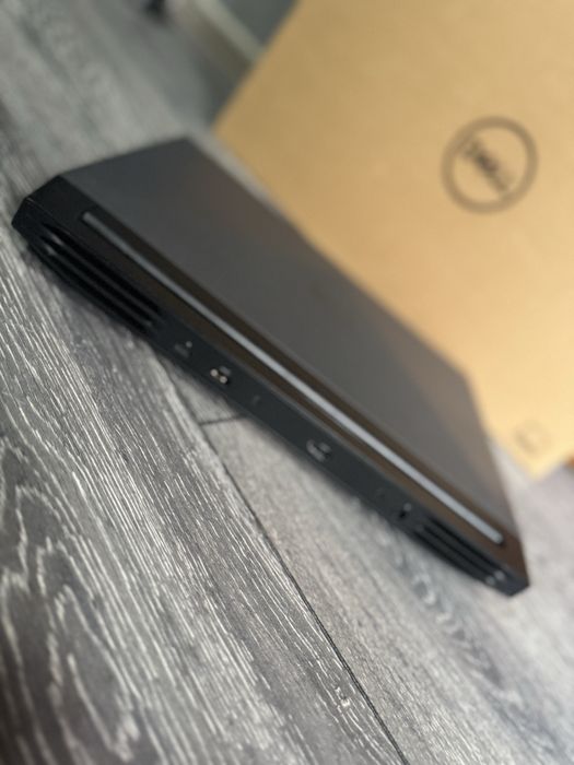 Laptop Gaming Dell G15