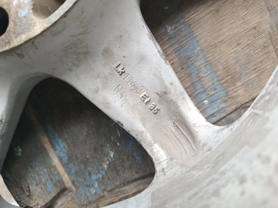 Продам диски на 15 4/114.3