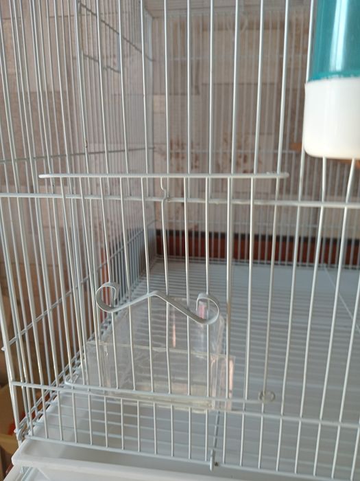 Клетка для птиц.