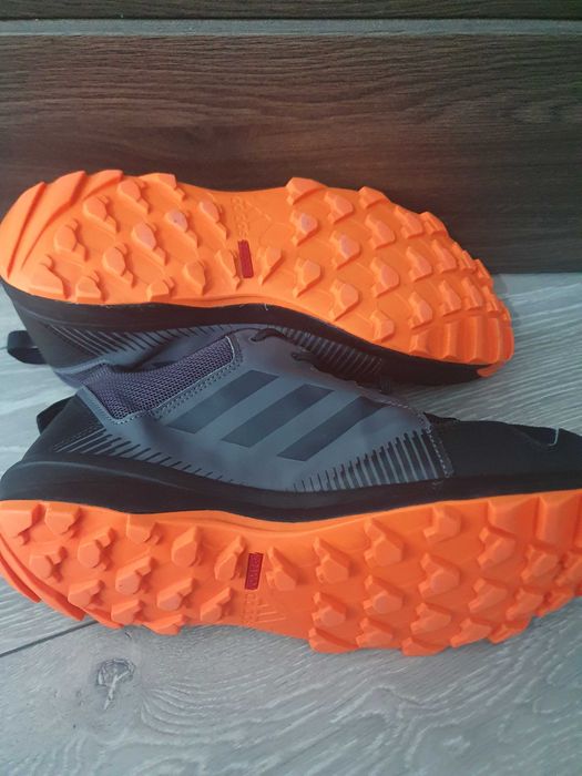 Маратонки Adidas Terrex Tracerocker