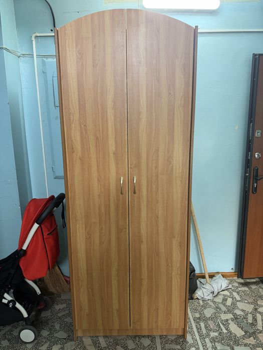 Продам Шкаф срочно