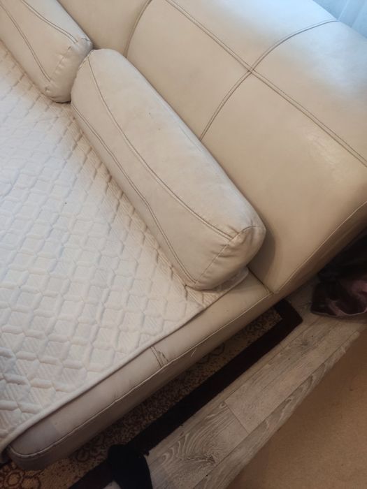 Продам диван, кресло