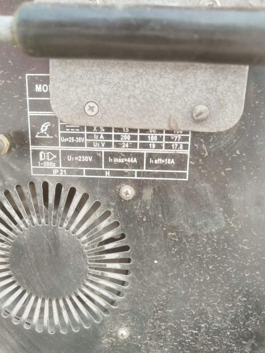 Продам полуавтомат 200 А