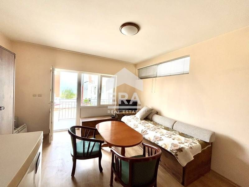 Дава се под наем Едностаен апартамент в Варна, Бриз - 20 кв.м за 348.84 € - Снимка #1