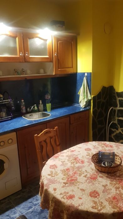 Продава се Тристаен апартамент в Кюстендил, Бузлуджа - 70 кв.м за 786 €/кв.м - Снимка #3