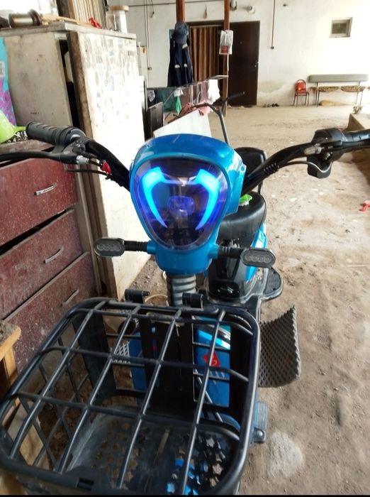 Скутер ск8 Талгар