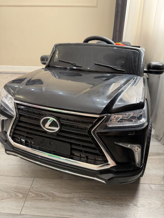 Машина детская .