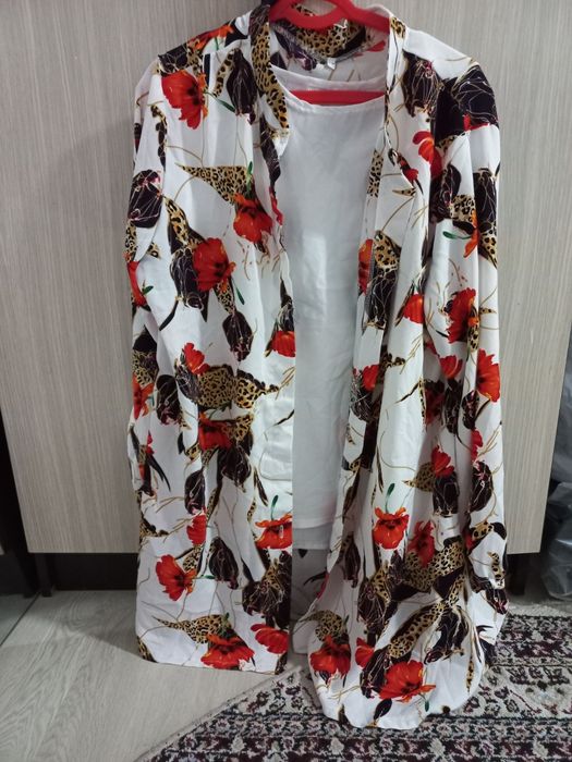 Янги тройка Размер 52 Материал качественный