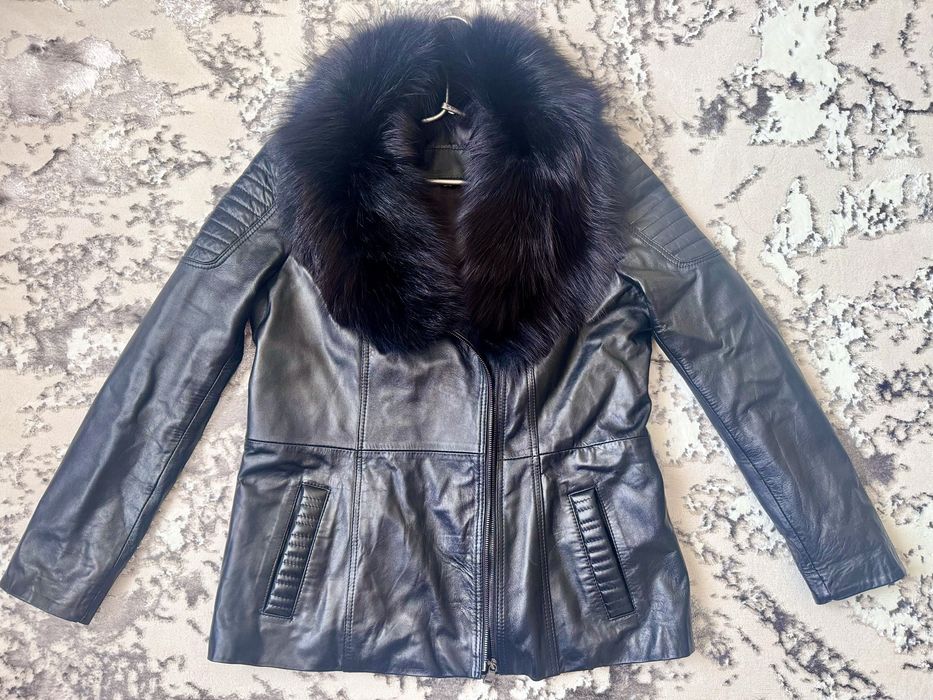 Продам кожаную куртку с натуральным мехом
