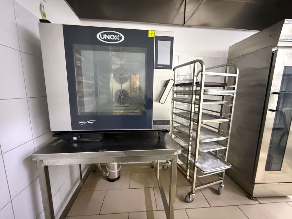 Продается Конвекционная печь UNOX цена 2.5 млн