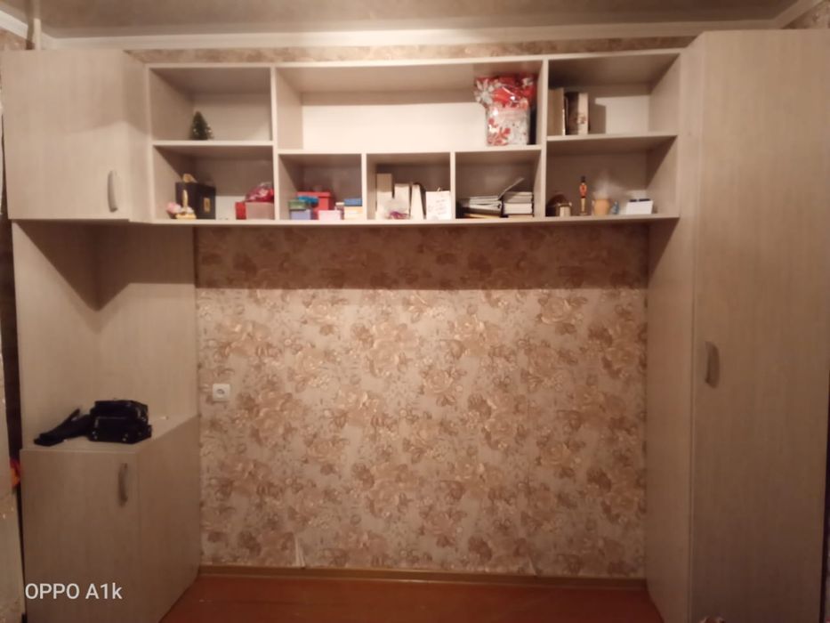 Продается шкаф-пенал!