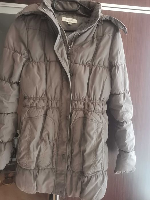 зимно яке с качулка