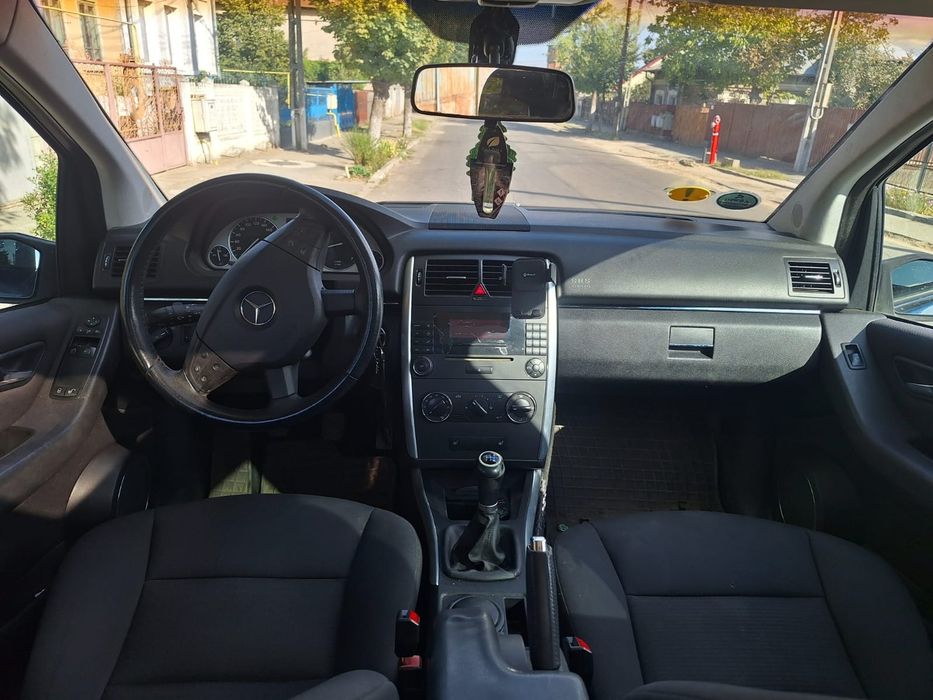 Autoturism Mercedes b 170 fab2005