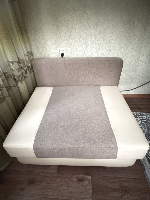 Продается диван для Гостиной