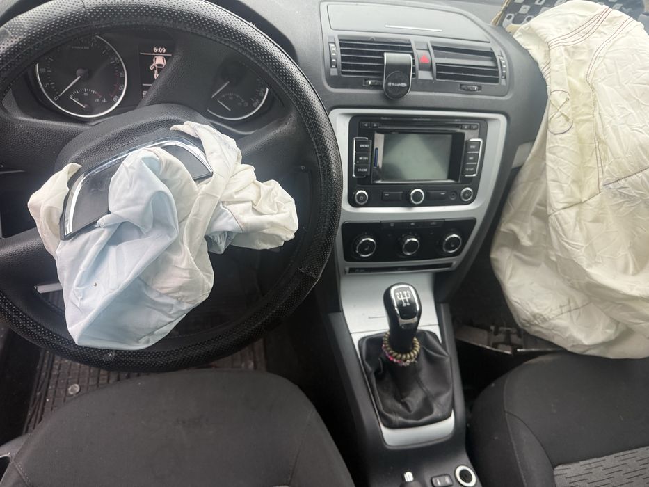 Piese skoda octavia 2 facelift negru