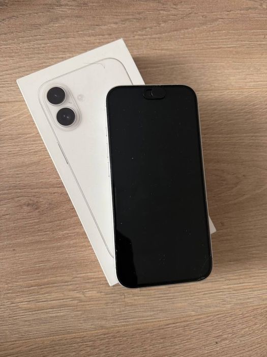 iPhone 16, 128 GB, белый