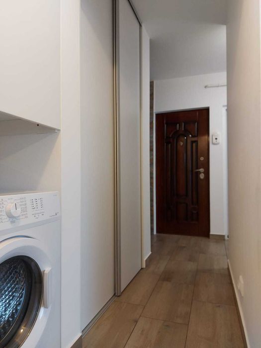 Proprietar închiriez apartament 2 camere decomandat et 2 zona centrala