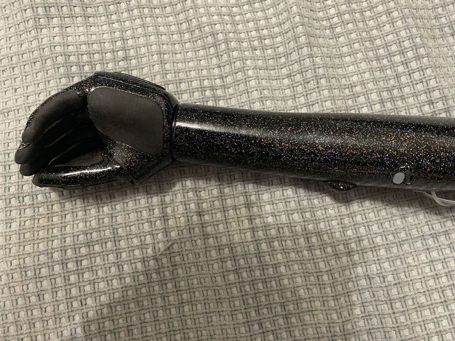 продам бионический протез