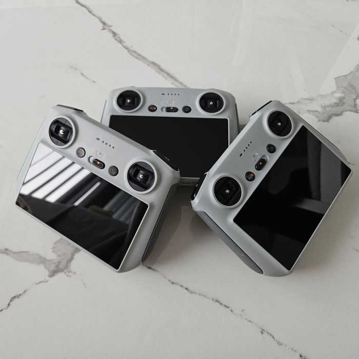 DJI RC R M330 дистанционно управление за дронове Mavic 3/pro/classic mini 3/pro Air2S като ново