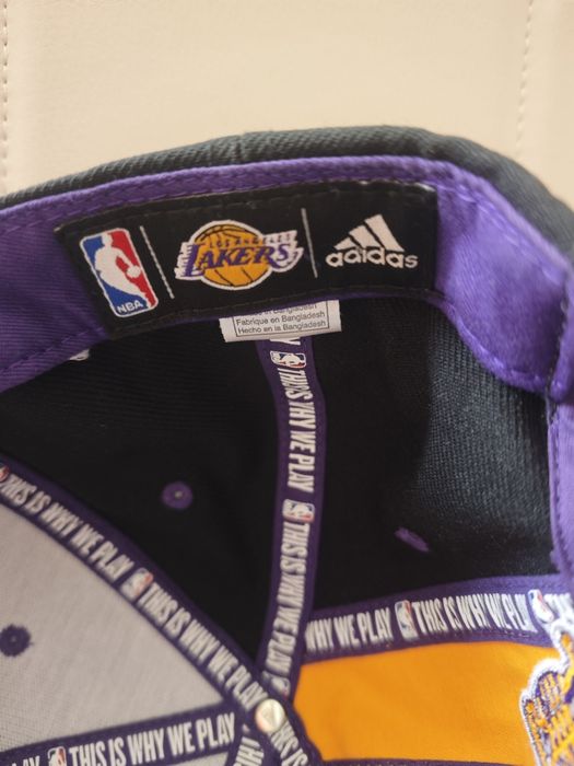 Оригинална шапка Adidas NBA Los Angeles Lakers – универсален размер