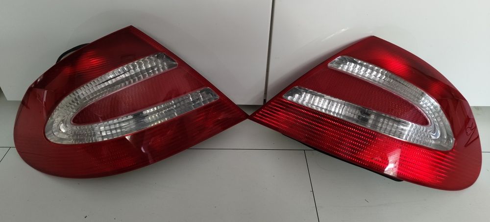 Triple Stopuri clk Mercedes non face lift w209