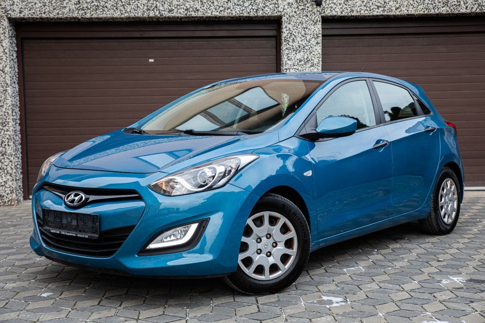 ~Hyundai I 30~1.4 Benzină~An 2014~Km 153000~Euro 5