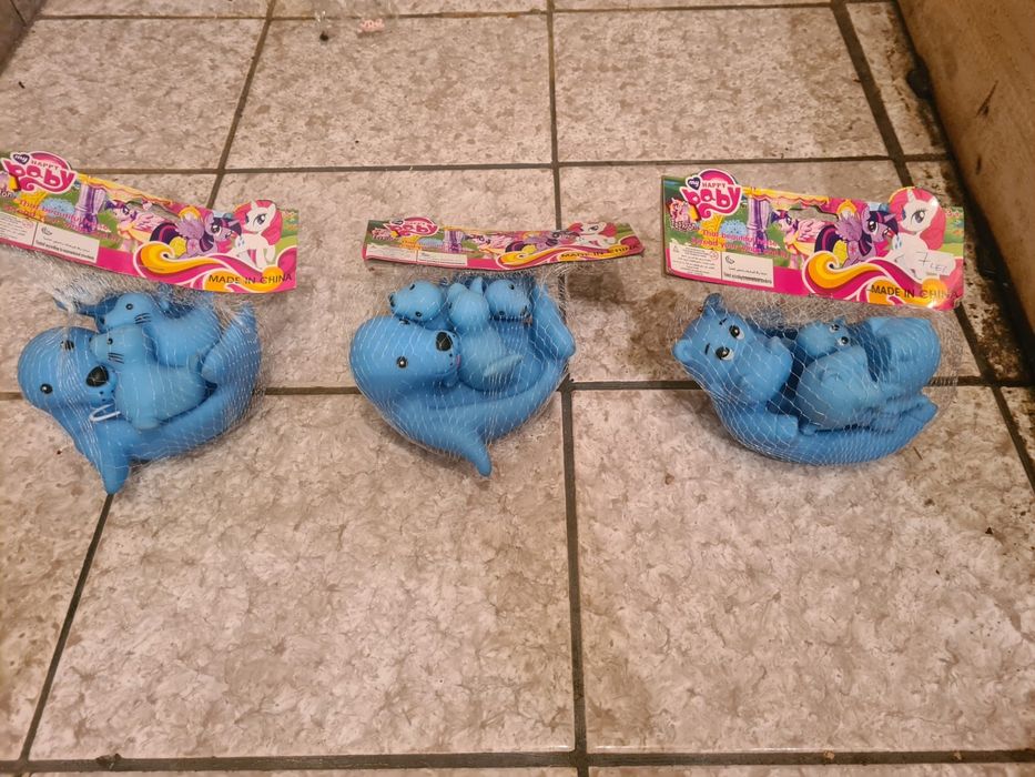 Ratuste de apa pentru cada