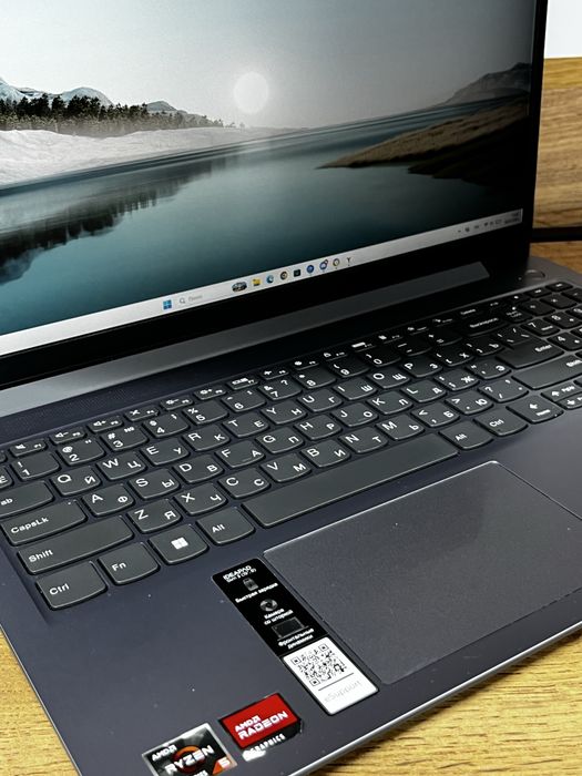 Lenovo Ryzen 5-7