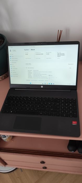 Laptop HP  15s eq1000nq 16gb RAM, 256 GB stocare
