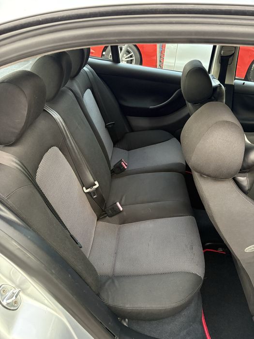 Салон за Сеат Леон 1М