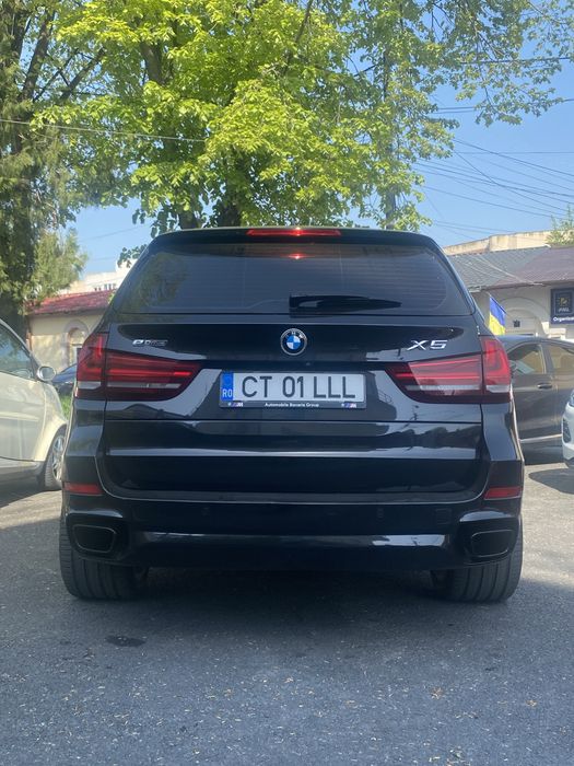 Bmw x 5 F15 pachet M full de fabrica ,benzina 2,0 !