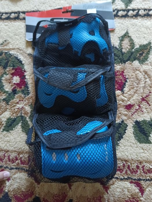 Скейтборд с защитой