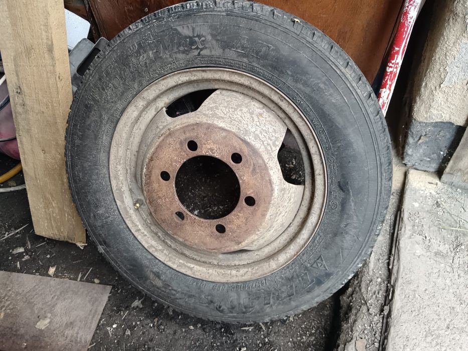 Продам колесо на газель