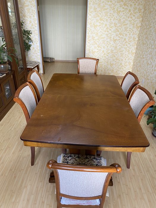 Стол+6 орындық сатылады