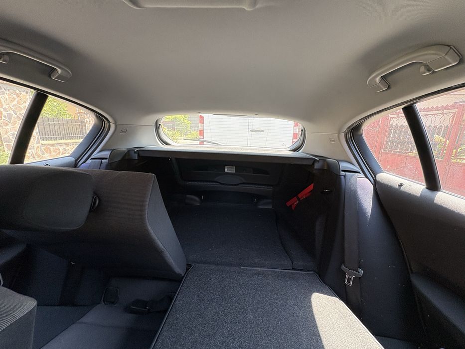 VAND BMW Seria 1 116i – 1.6 benzină – 2005 – 1.500€ usor negociabil