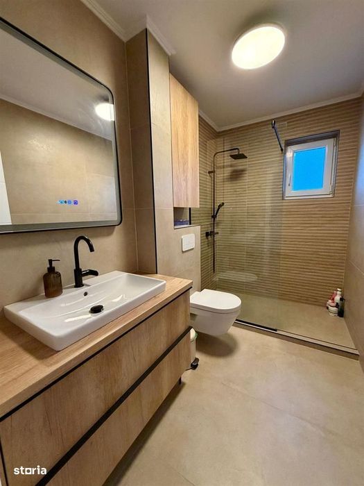 Apartament de 4 camere, 116 mp cu parcare și pivniță, Kogălniceanu
