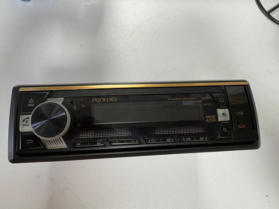 Продам магнитолу Aura CDM-350