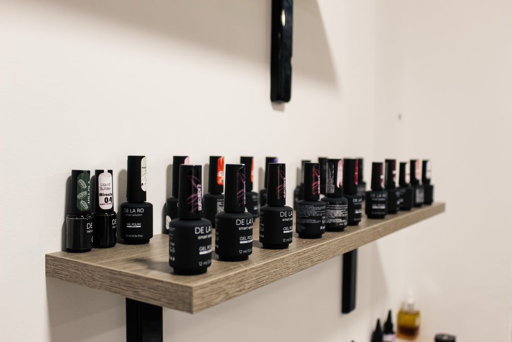 Дава се под наем  в Перник, Рено -  кв.м за 248.88 € - Снимка #3