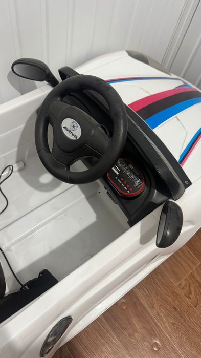 Продам детскую машину