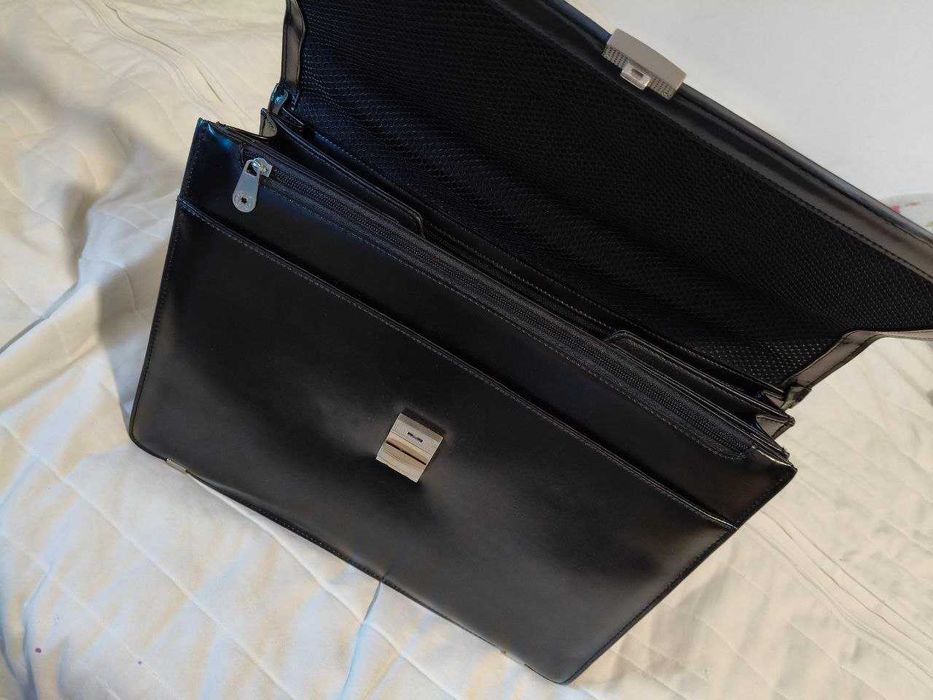 Geantă Montblanc / servietă / diplomat cu cifru