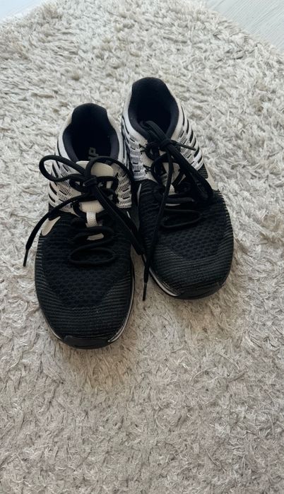 Маратонки Обувки кецове Nike 40 Adidas