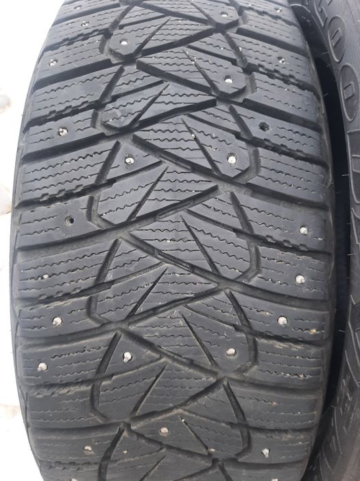 Продам шины 225/55/17 гудиэр