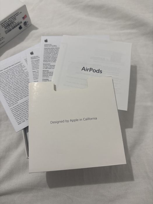 Airpods gen 3.