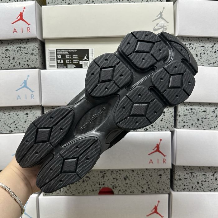 New Balance 9060 Triple Black U9060BPM