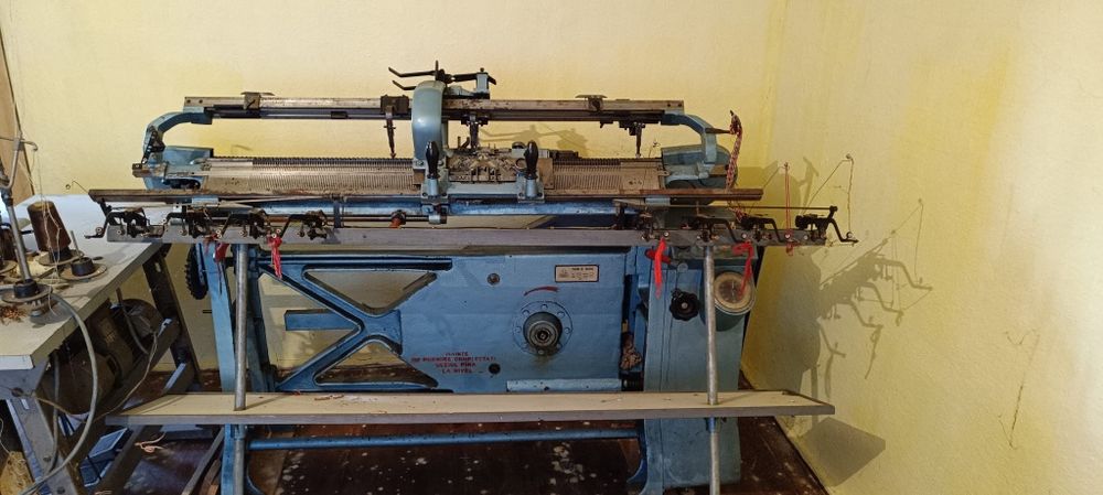 Mașini de cusut de vanzare