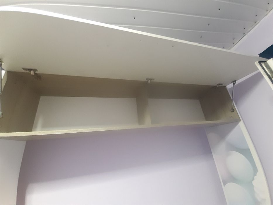 Vand mobila pentru copii, adolescenți  sau camera de zi