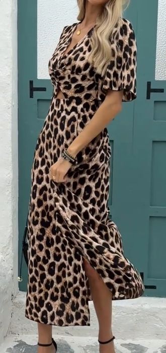 Продам платье женское