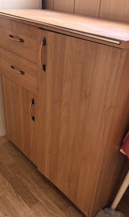 Стол кухонный, рабочий