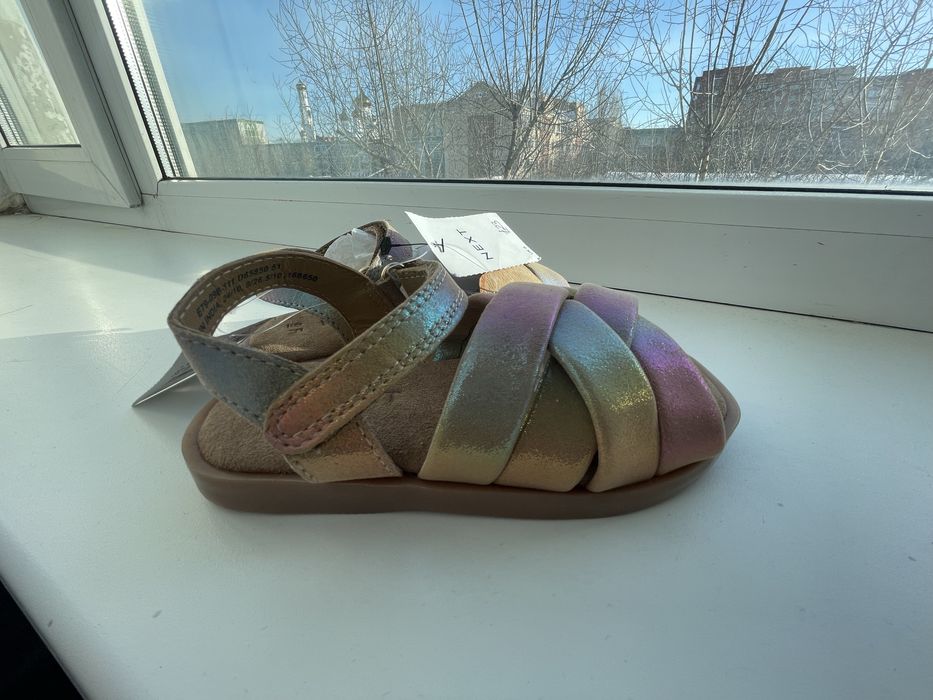 Санадлики 26,5 размер Next