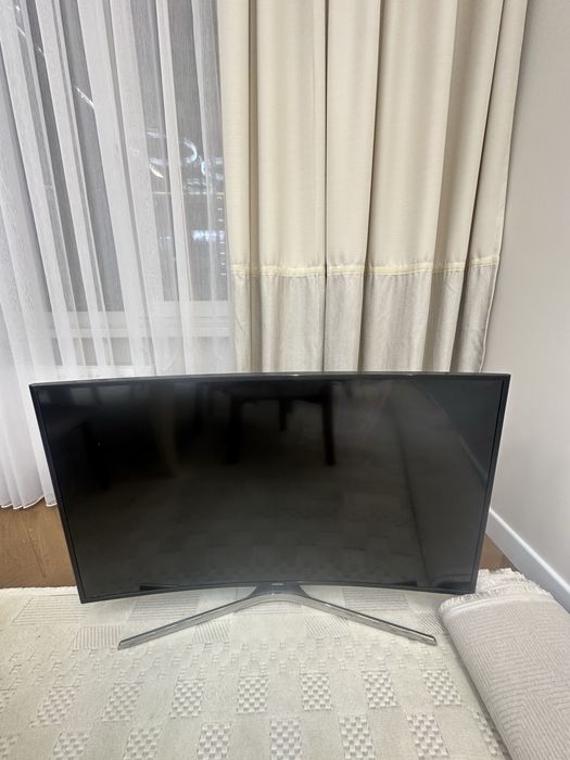 продаю телевизор Самсунг